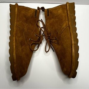 Bearpaw Skye Suede Chukka Ankle Inner Cozy Lining Bootie size 8